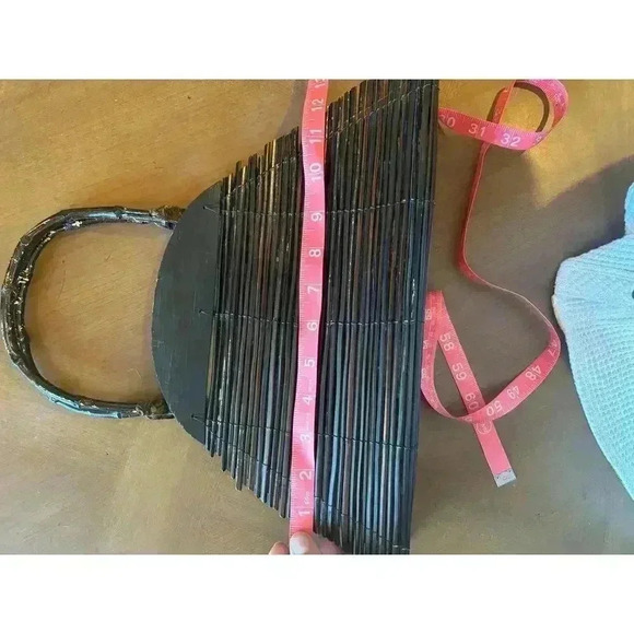 World market wooden purse with bamboo handles very boho artsy look - Picture 15 of 16